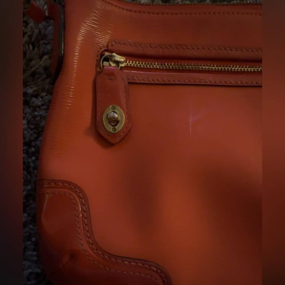 Coach purse - Picture 3 of 4